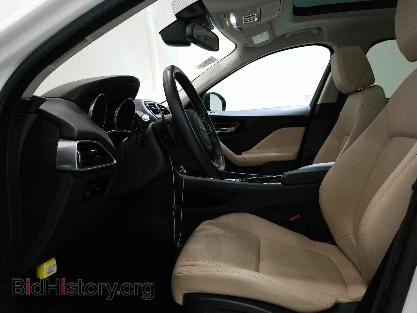 2017 Jaguar F-PACE - VIN: SADCJ2BV3HA895637 - Фото 7