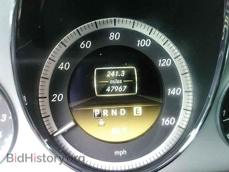 2012 Mercedes-Benz E-Class - VIN: WDDKJ7DB6CF179193 - Фото 5