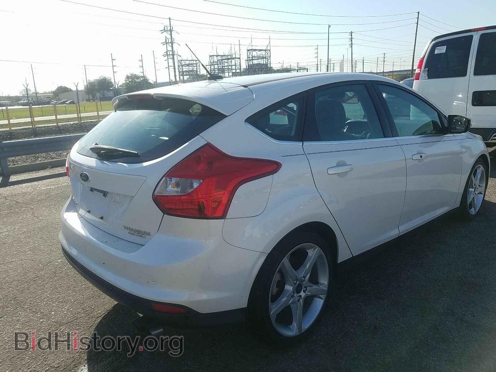 2014 Ford Focus - VIN: 1FADP3N27EL252154 - Фото 2