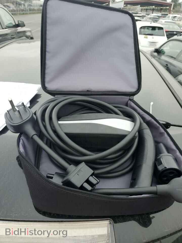 2014 Tesla Model S - VIN: 5YJSA1H16EFP45112 - Photo 10