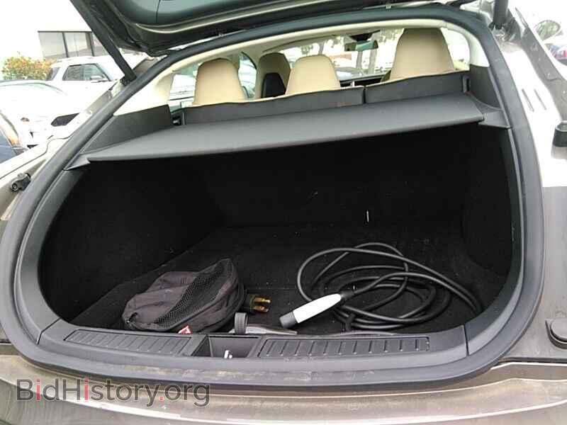 2016 Tesla Model S - VIN: 5YJSA1E24GF129375 - Photo 7