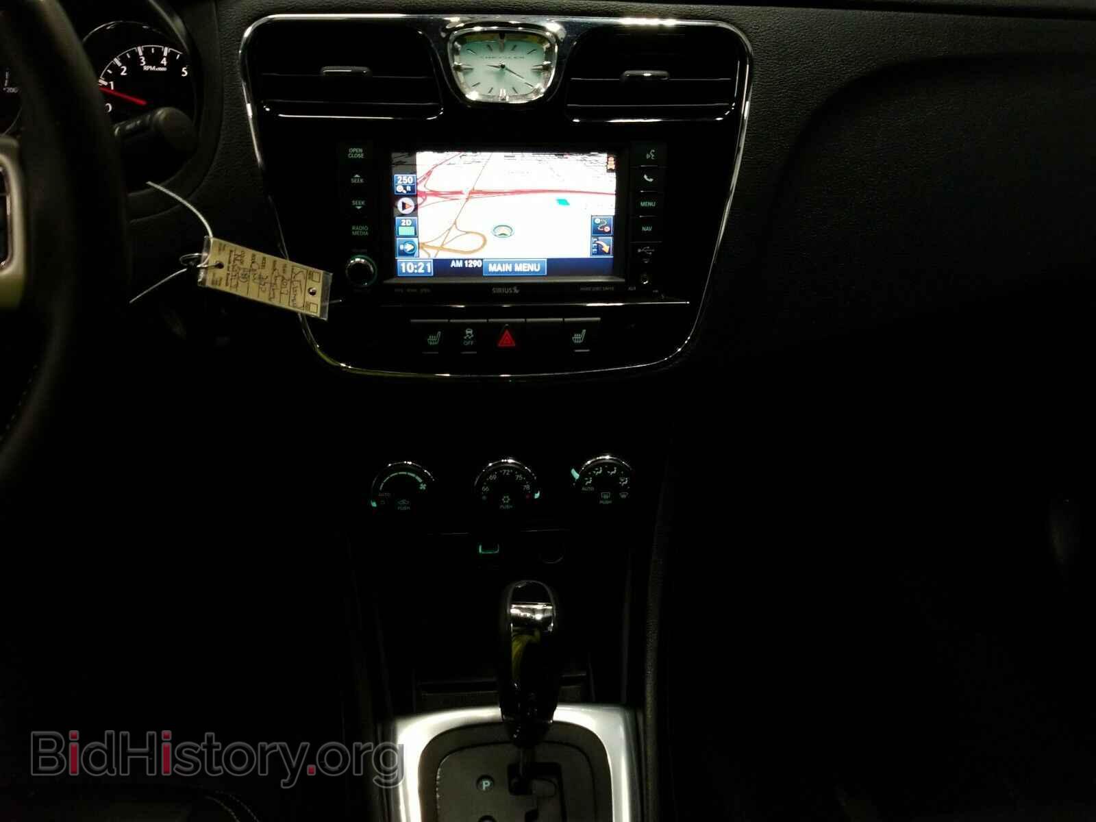 2013 Chrysler 200 - VIN: 1C3BCBGGXDN650417 - Фото 11