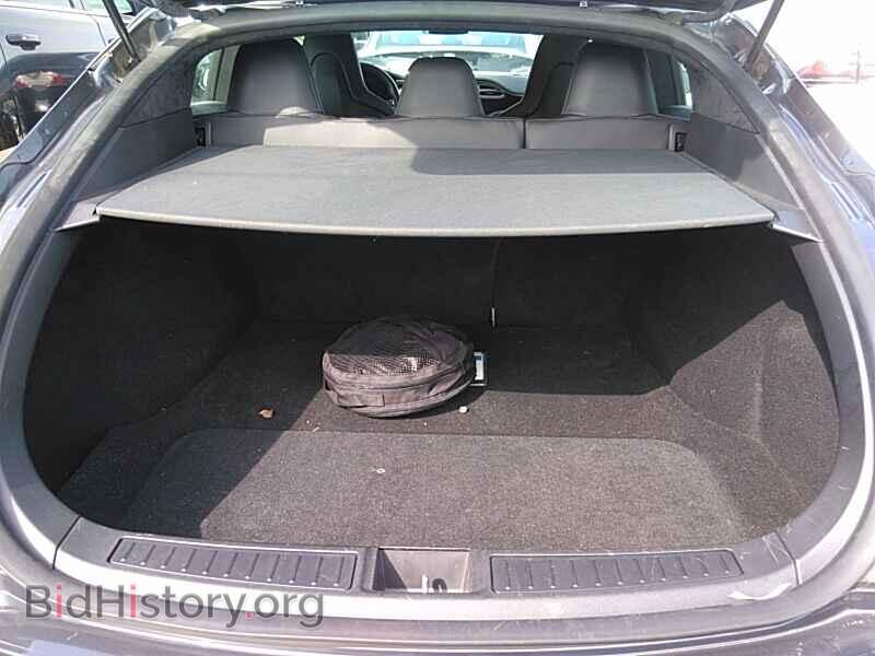 2016 Tesla Model S - VIN: 5YJSA1E11GF174152 - Фото 7