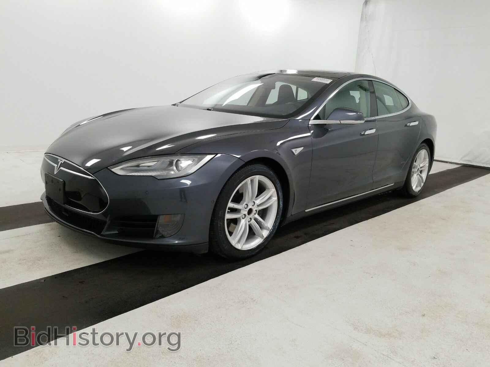 Фотография 5YJSA1E28GF133218 - Tesla Model S 2016