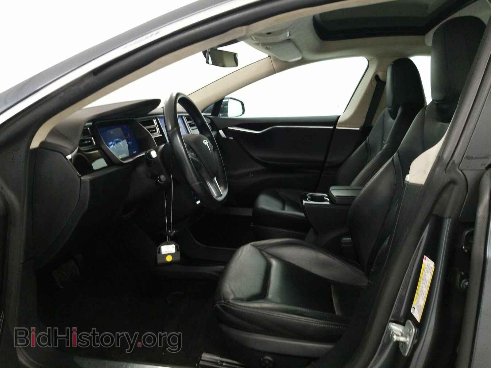 2016 Tesla Model S - VIN: 5YJSA1E28GF133218 - Photo 7