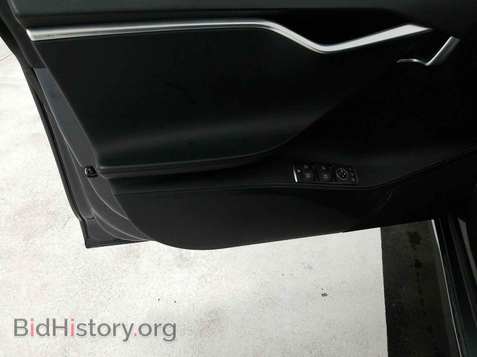 2016 Tesla Model S - VIN: 5YJSA1E28GF133218 - Photo 9