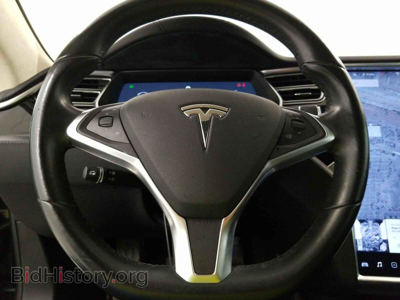 2016 Tesla Model S - VIN: 5YJSA1E28GF133218 - Photo 10