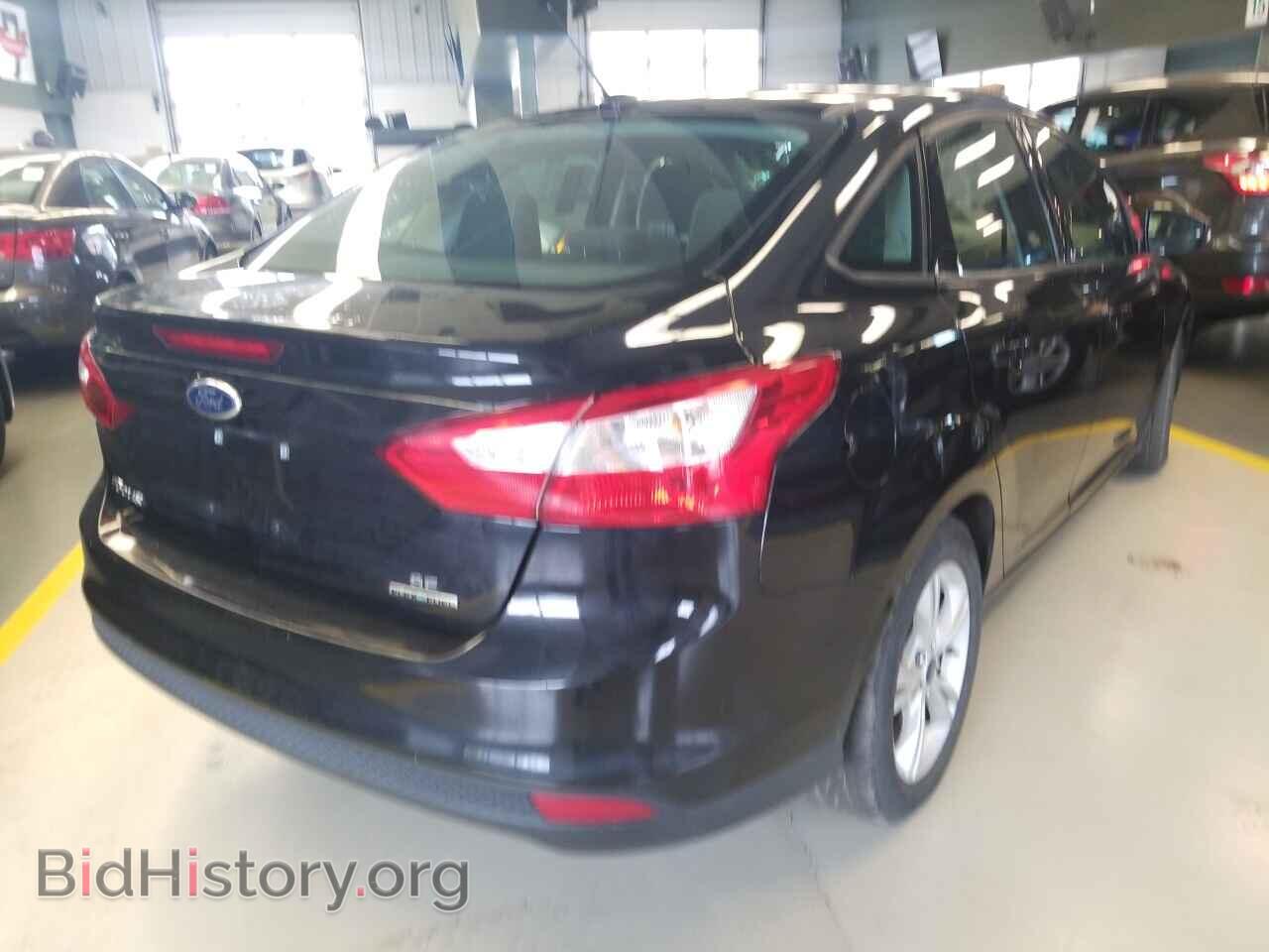 2014 Ford Focus - VIN: 1FADP3F20EL429433 - Фото 2