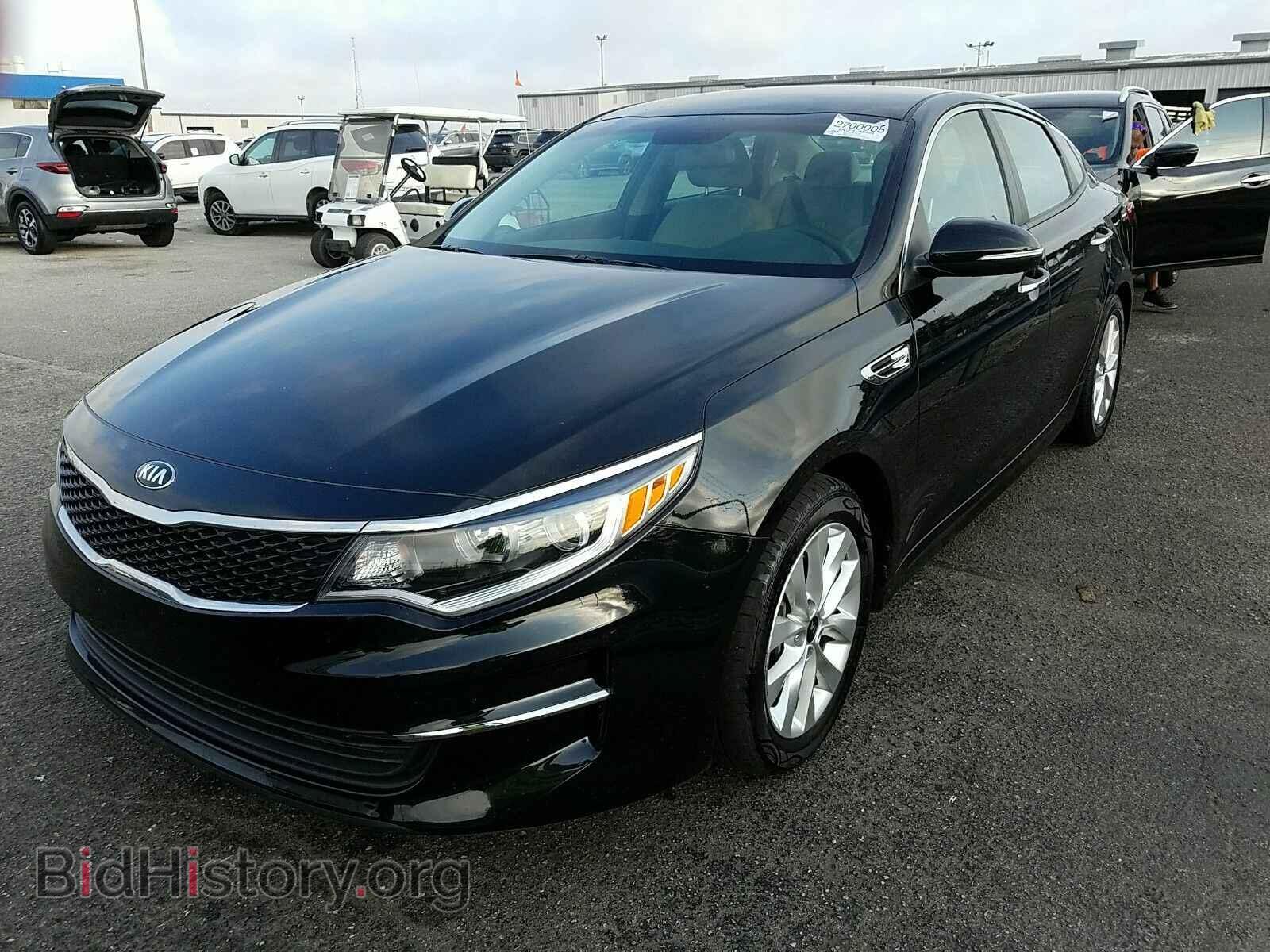 Фотография 5XXGT4L3XHG123625 - Kia Optima 2017