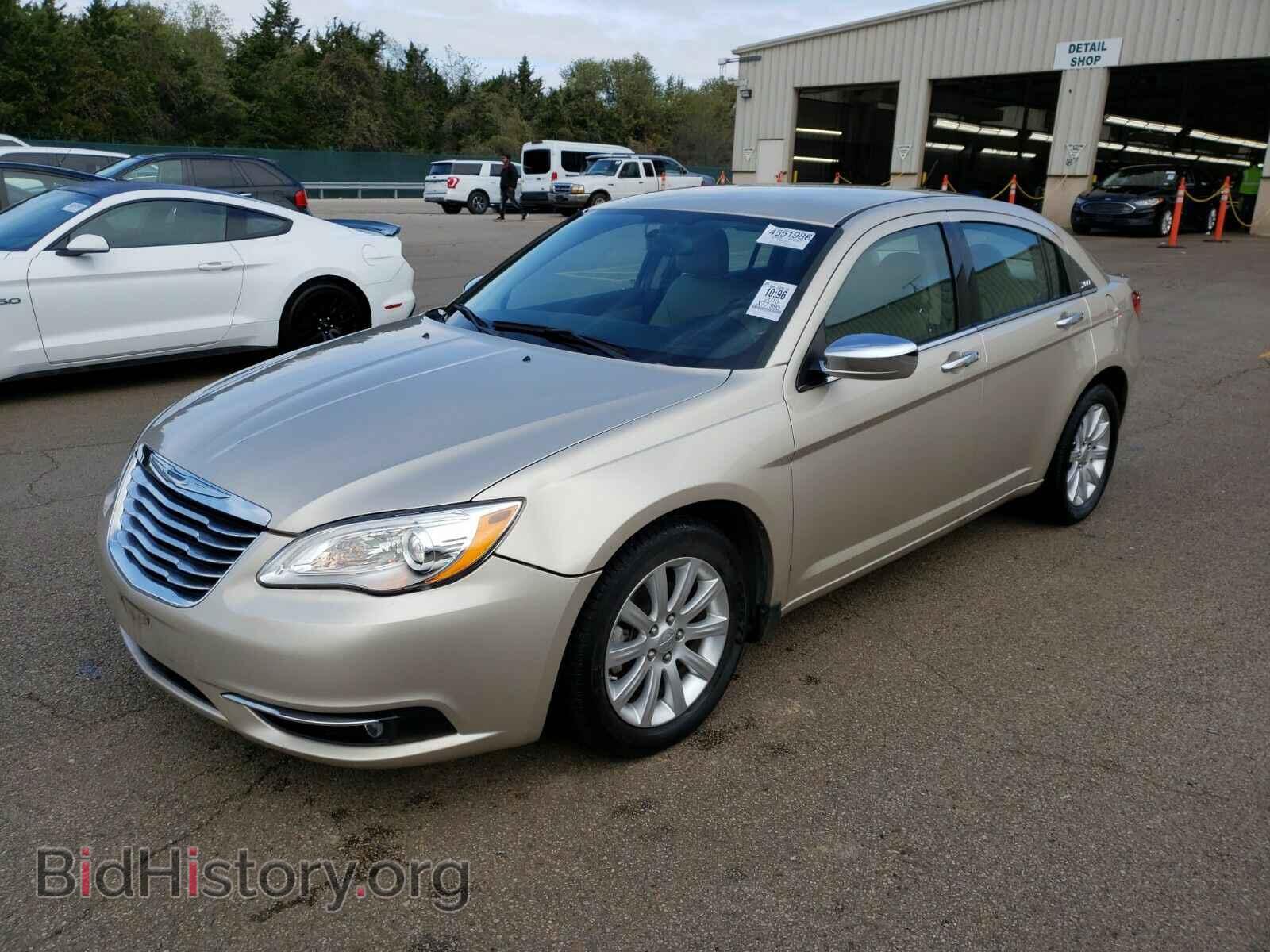 Photo 1C3CCBCG6DN611916 - Chrysler 200 2013