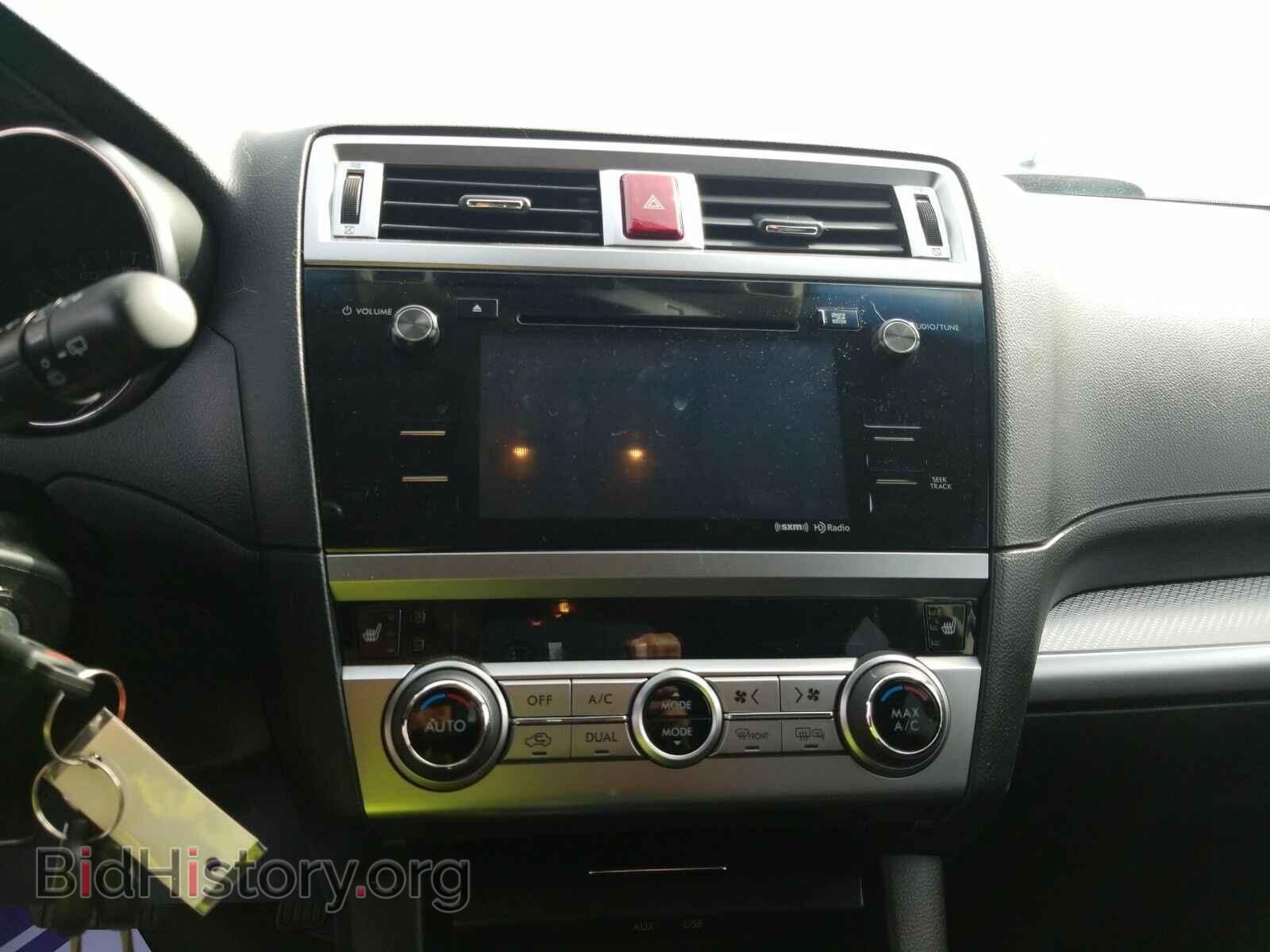 2017 Subaru Outback - VIN: 4S4BSAHC9H3285200 - Фото 4