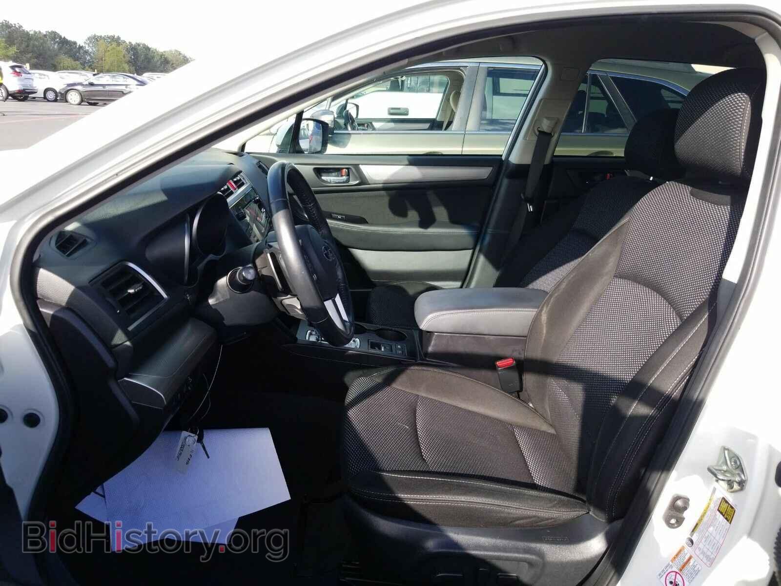 2017 Subaru Outback - VIN: 4S4BSAFC6H3401892 - Фото 3