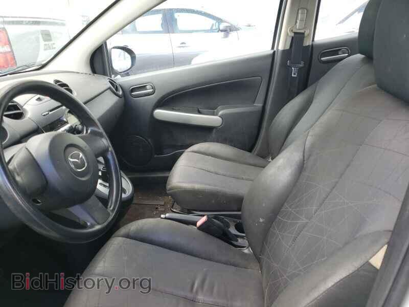 2014 Mazda Mazda2 - VIN: JM1DE1KY3E0181601 - Фото 3