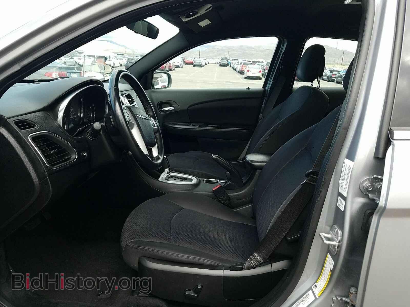 2013 Chrysler 200 - VIN: 1C3CCBBB4DN763778 - Фото 3