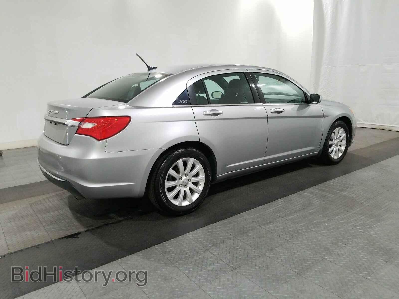 2013 Chrysler 200 - VIN: 1C3CCBCG4DN528758 - Фото 4