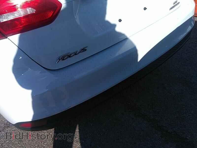 2016 Ford Focus - VIN: 1FADP3F27GL204476 - Photo 8
