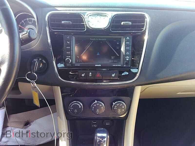 2011 Chrysler 200 - VIN: 1C3BC7EGXBN528881 - Фото 4