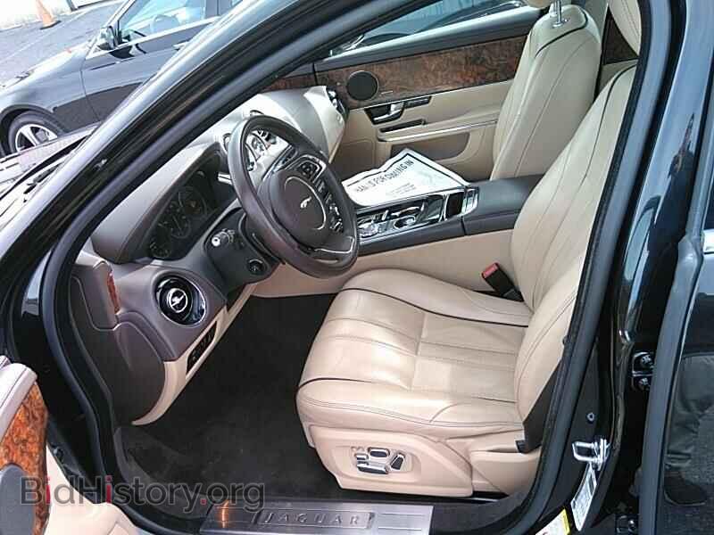 2013 Jaguar XJ - VIN: SAJWJ1CD4D8V52461 - Фото 3