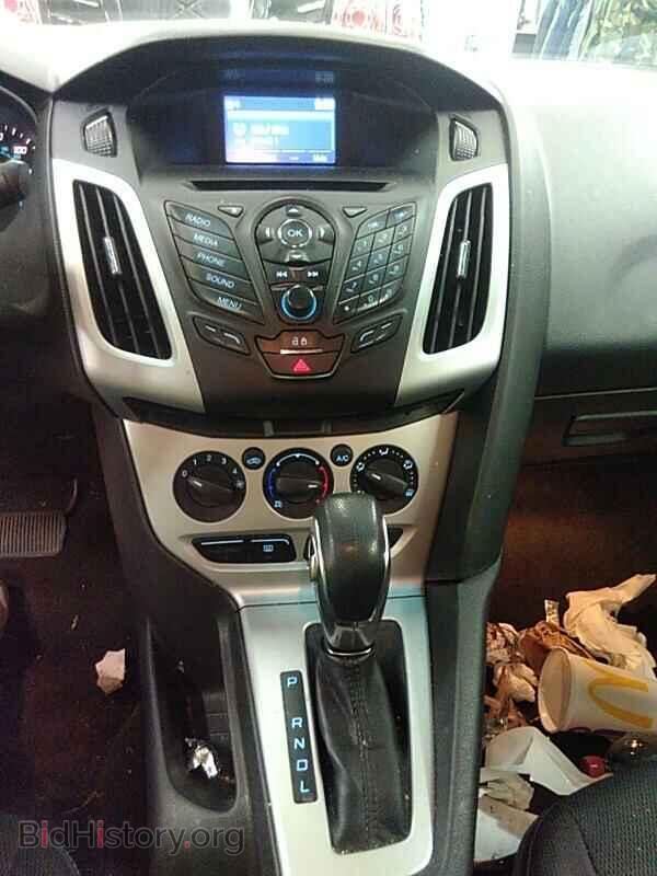2014 Ford Focus - VIN: 1FADP3F26EL346010 - Photo 4