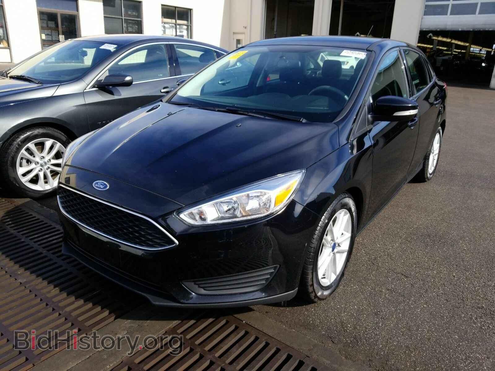 Фотография 1FADP3F21HL215393 - Ford Focus 2017