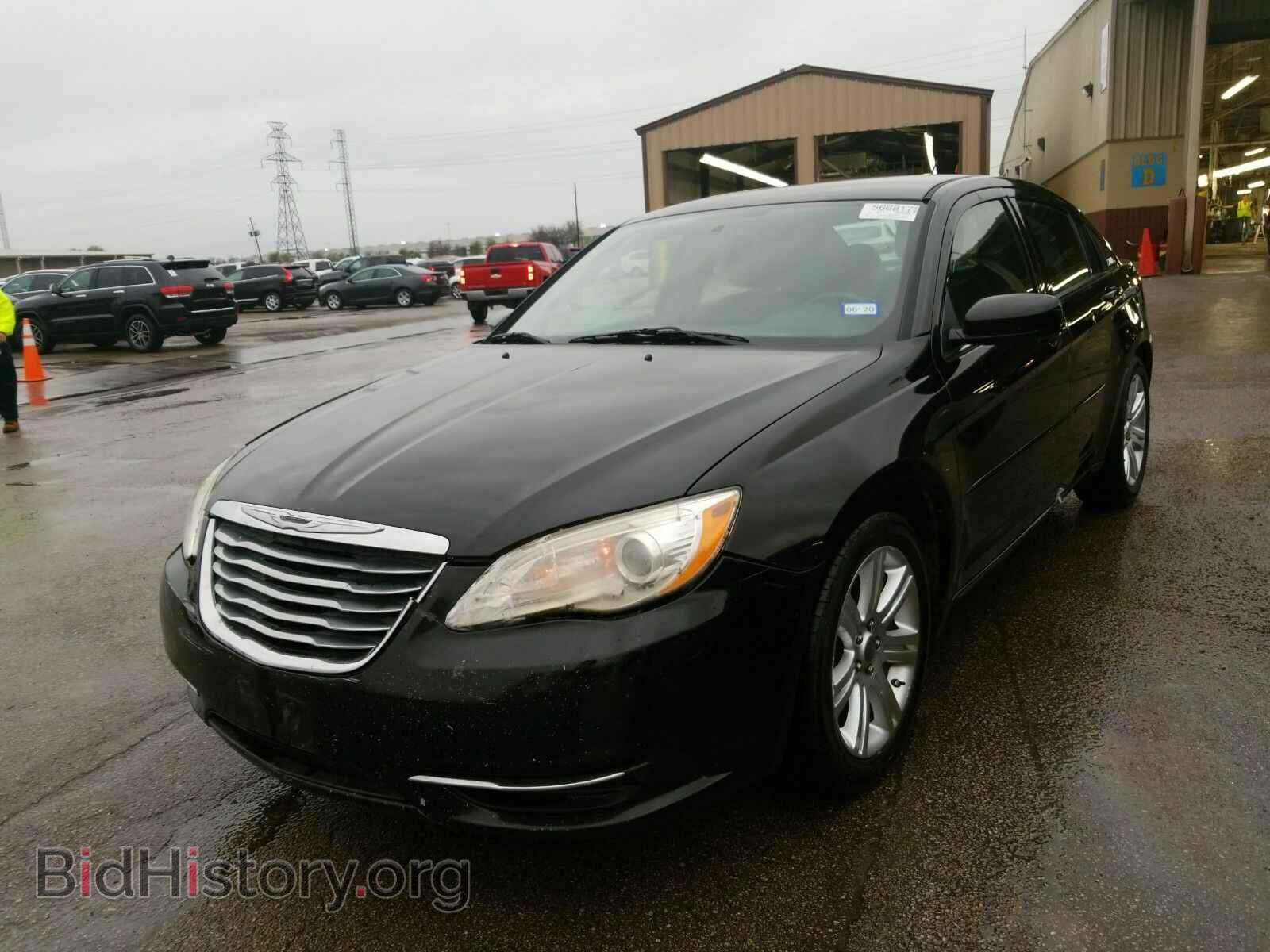 Фотография 1C3CCBBB4DN666323 - Chrysler 200 2013