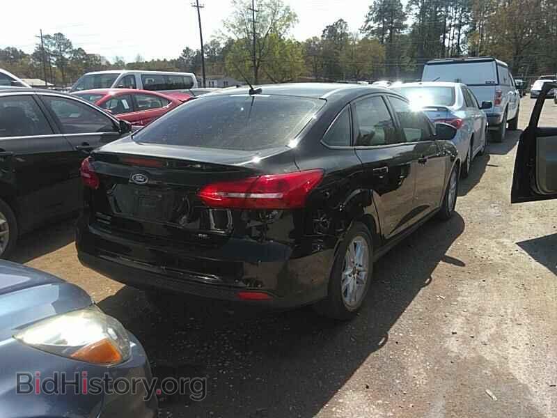 2017 Ford Focus - VIN: 1FADP3F23HL217615 - Фото 2