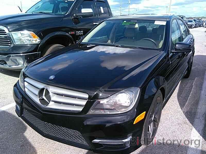 Photo WDDGF4HB0DA792442 - Mercedes-Benz C-Class 2013