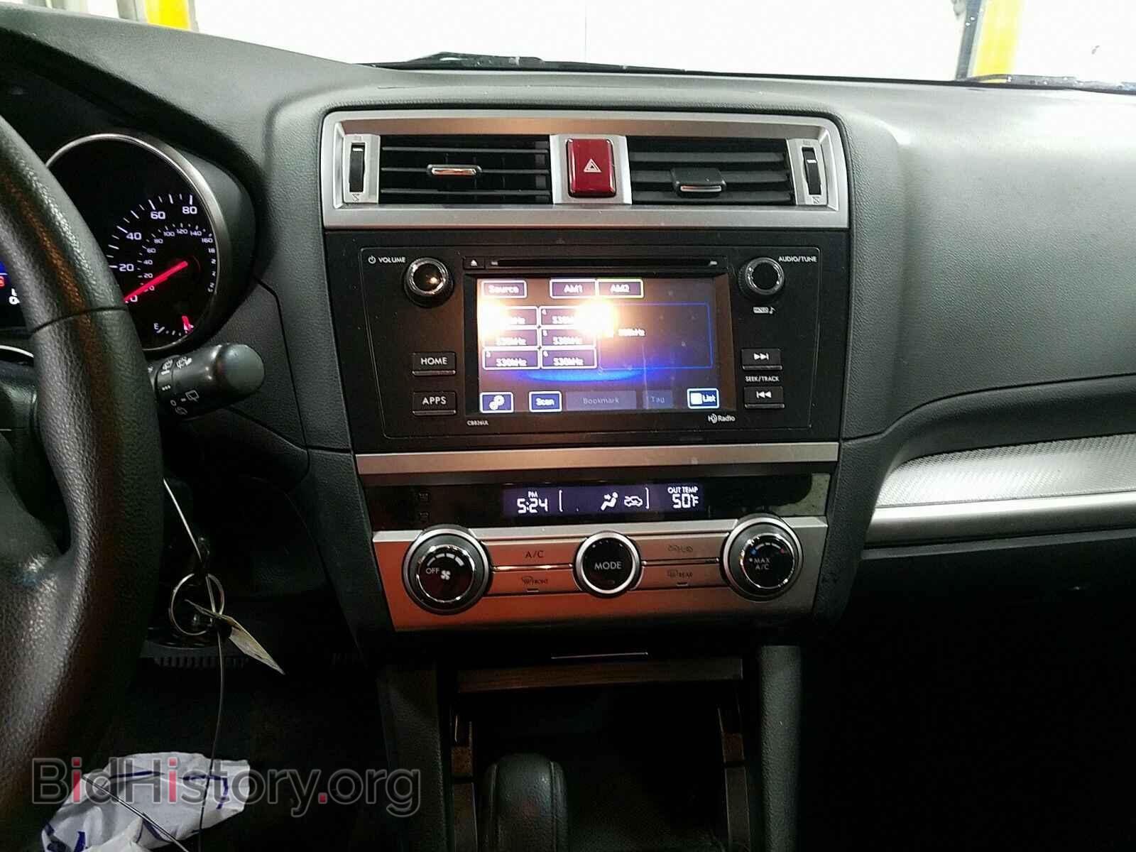 2017 Subaru Outback - VIN: 4S4BSAAC0H3323343 - Фото 4