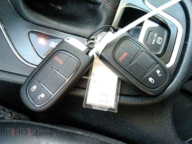 2019 Jeep Cherokee - VIN: 1C4PJMBX9KD359341 - Фото 8