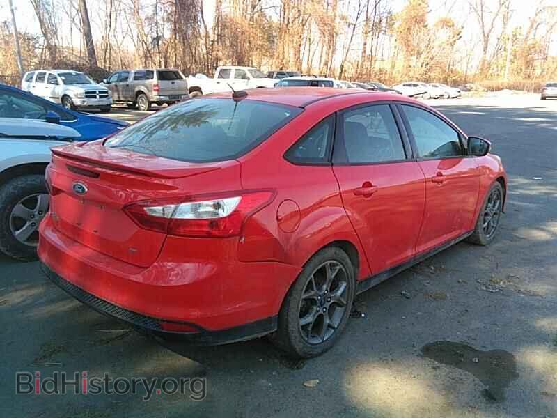 2013 Ford Focus - VIN: 1FADP3F24DL320326 - Photo 2