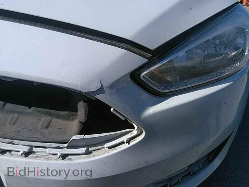 2017 Ford Focus - VIN: 1FADP3E20HL235443 - Фото 17