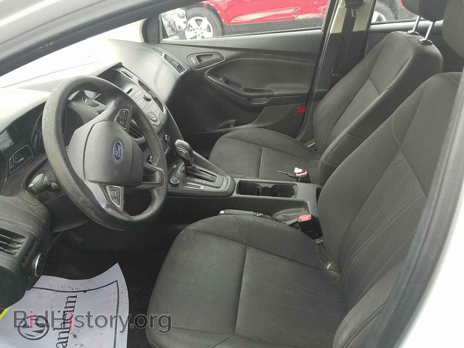 2017 Ford Focus - VIN: 1FADP3E20HL235443 - Фото 3