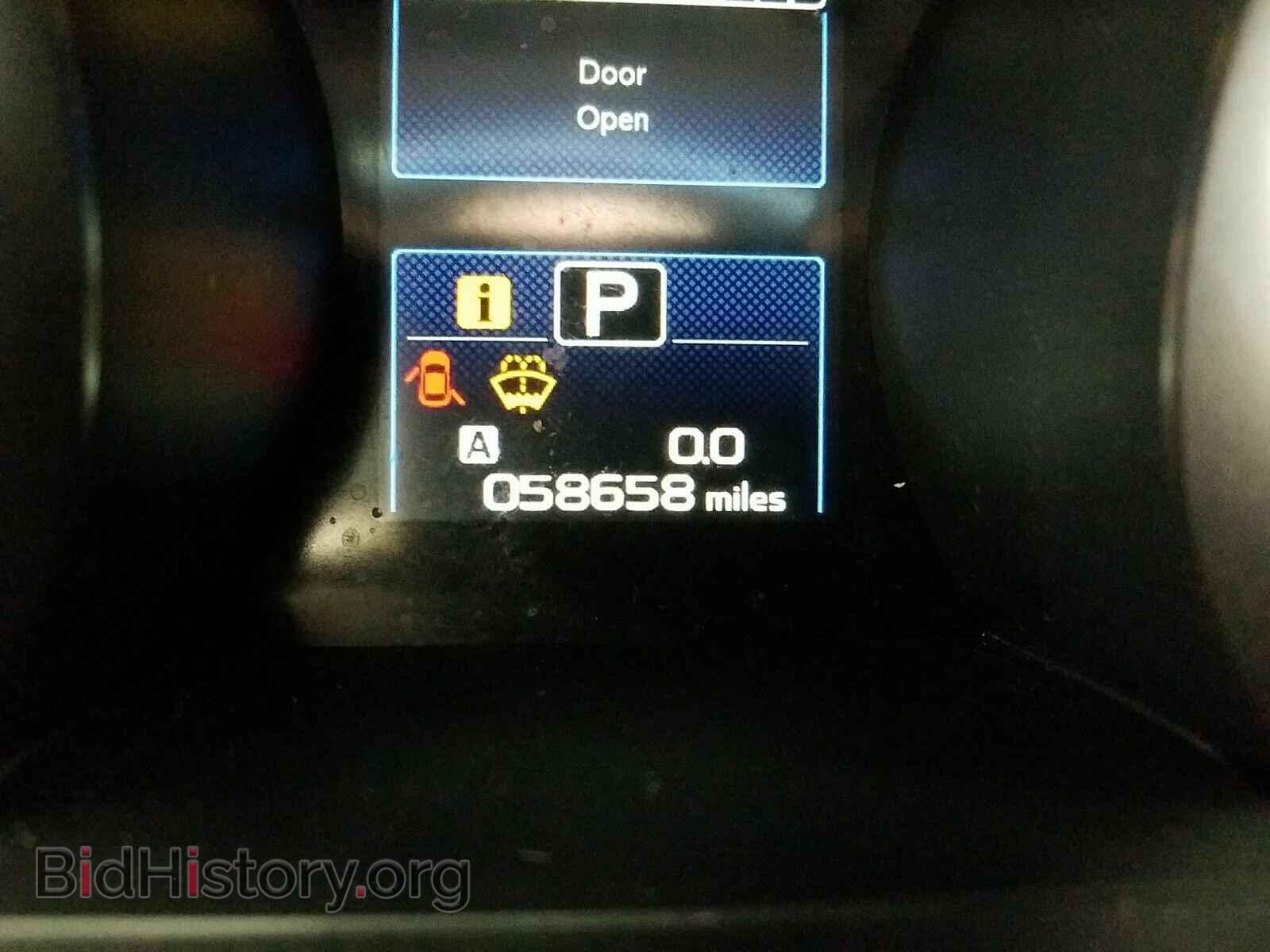 2017 Subaru Outback - VIN: 4S4BSAAC4H3215176 - Фото 5