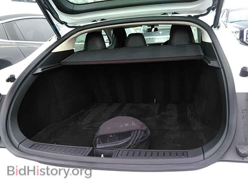 2016 Tesla Model S - VIN: 5YJSA1E27GF176643 - Photo 7
