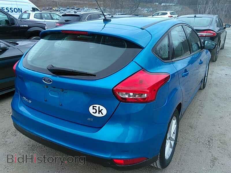 2017 Ford Focus - VIN: 1FADP3K22HL235089 - Фото 2