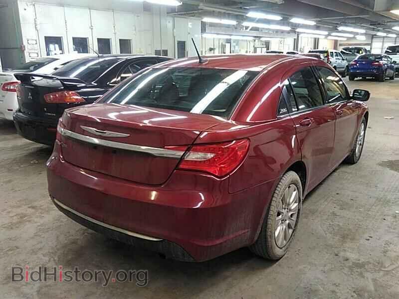 2014 Chrysler 200 - VIN: 1C3CCBAB3EN213944 - Фото 2