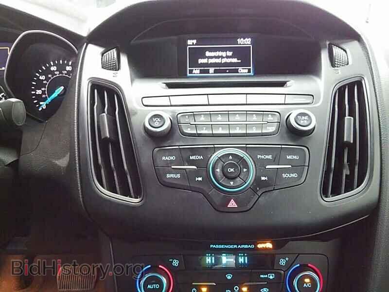 2017 Ford Focus - VIN: 1FADP3FE8HL242178 - Фото 4