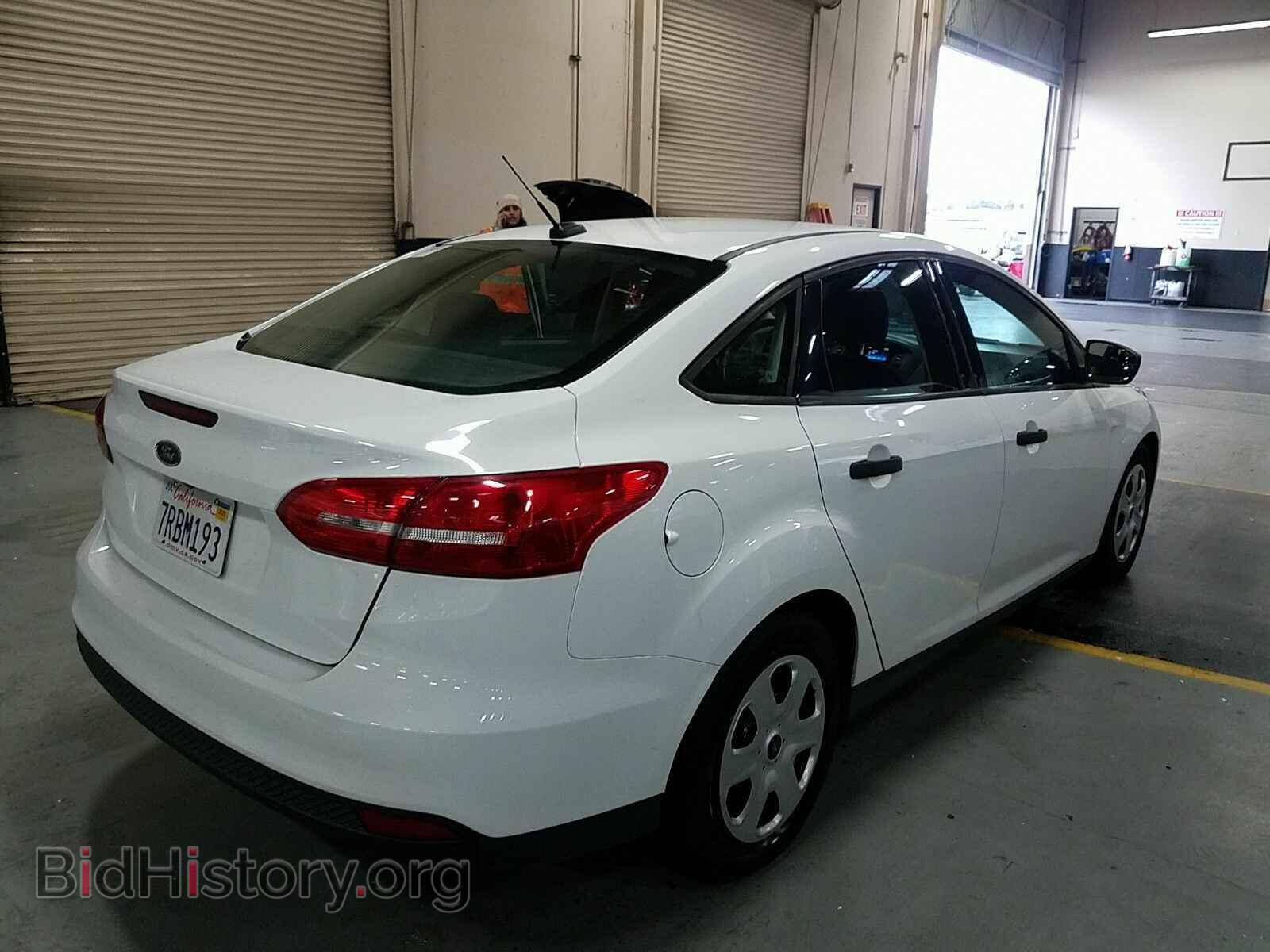 Фотография 1FADP3E20GL329708 - Ford Focus 2016