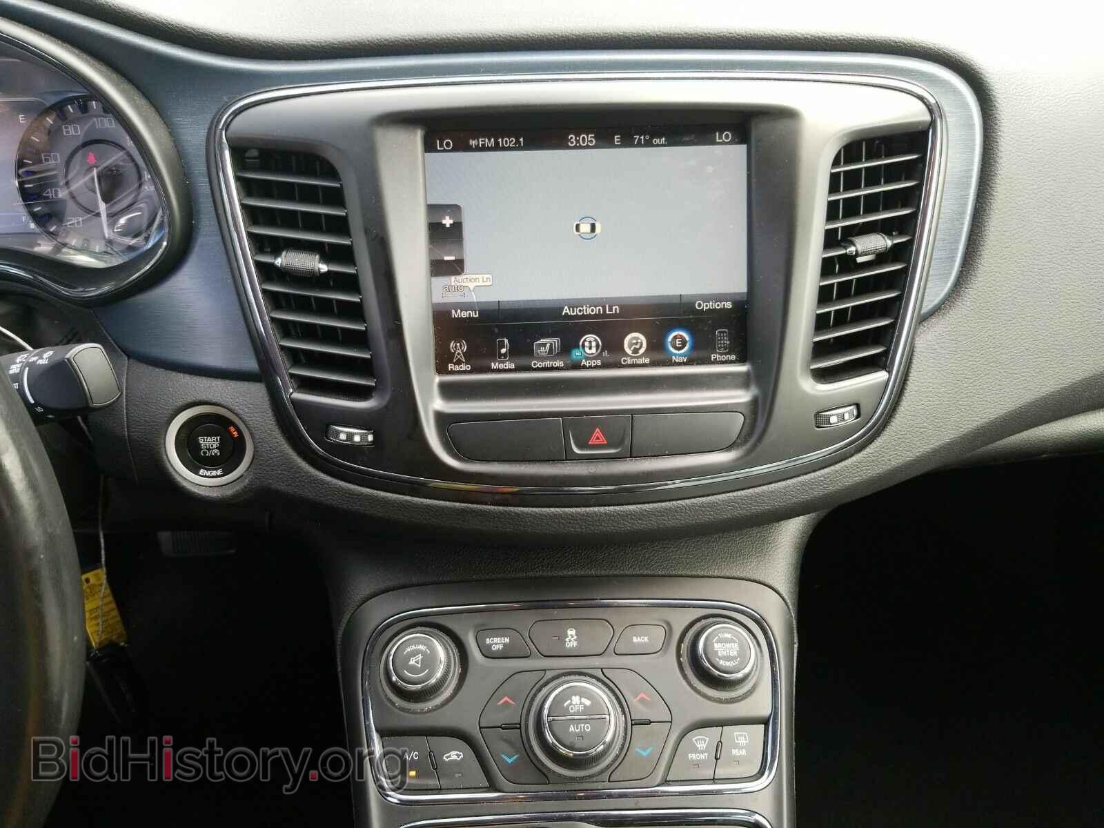 2016 Chrysler 200 - VIN: 1C3CCCBB1GN138863 - Фото 4