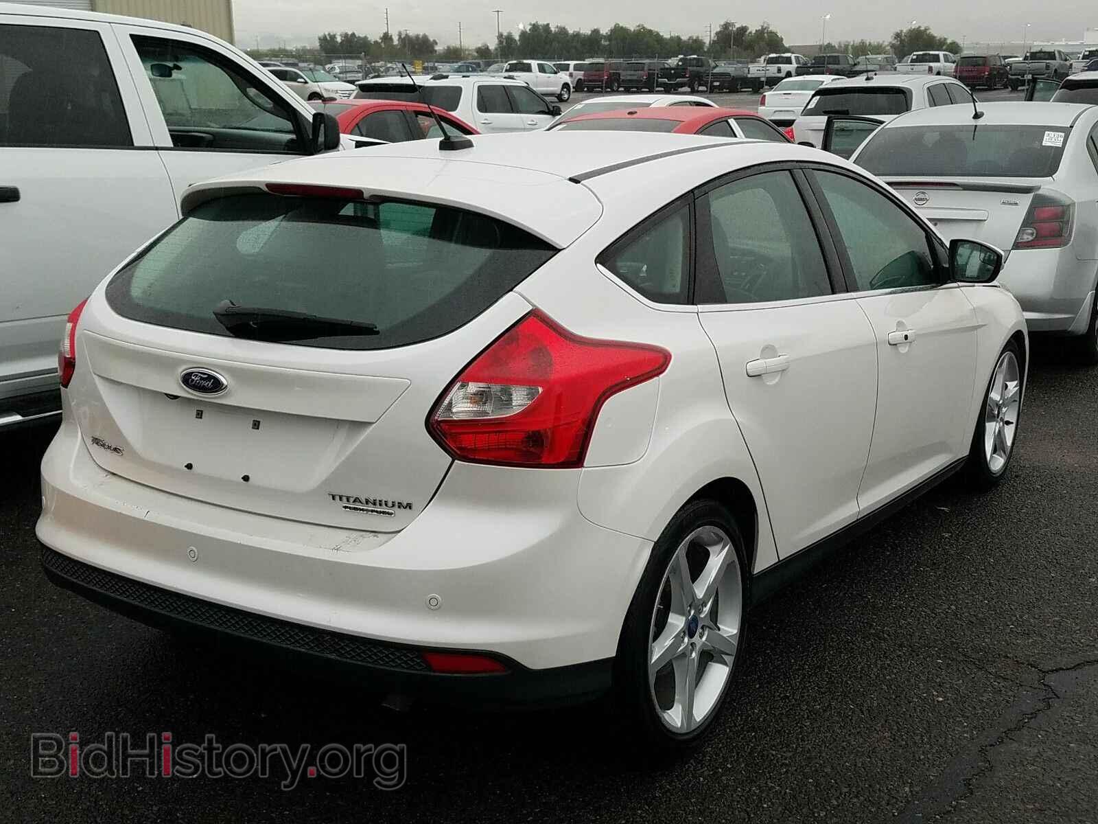 2013 Ford Focus - VIN: 1FADP3N29DL226783 - Фото 2