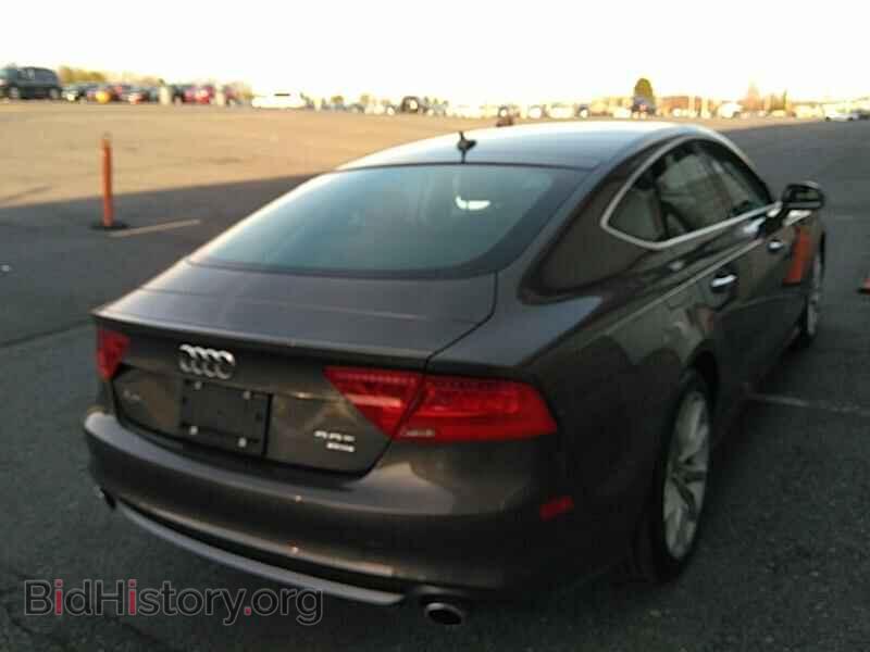 2012 Audi A7 - VIN: WAUSGAFC2CN024476 - Фото 2