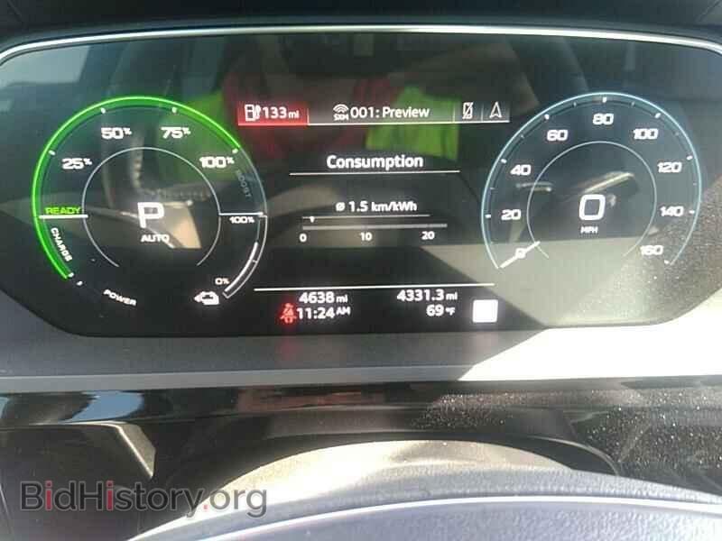 2019 Audi e-tron - VIN: WA1VAAGE5KB017792 - Фото 5