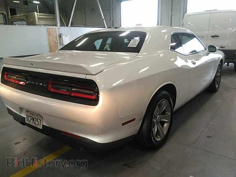 2018 Dodge Challenger - VIN: 2C3CDZAGXJH241809 - Фото 2