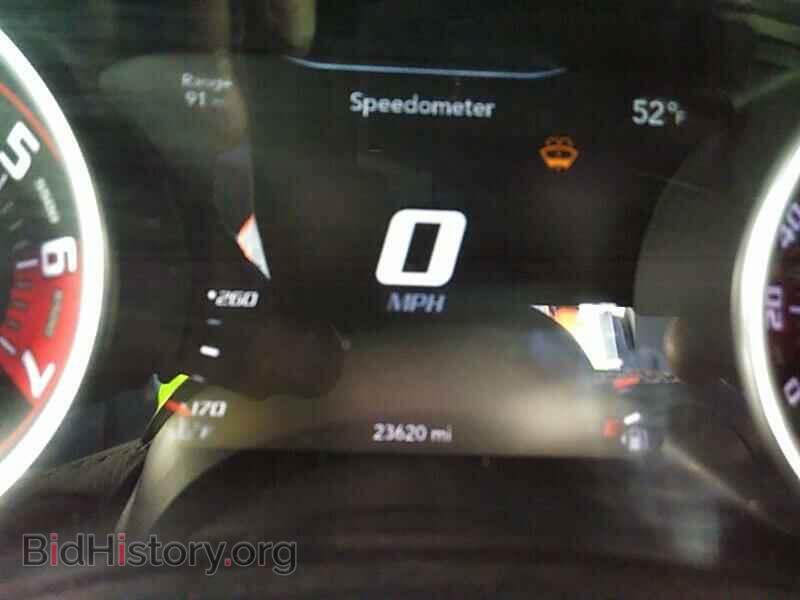 2016 Dodge Challenger - VIN: 2C3CDZDJXGH330215 - Photo 5