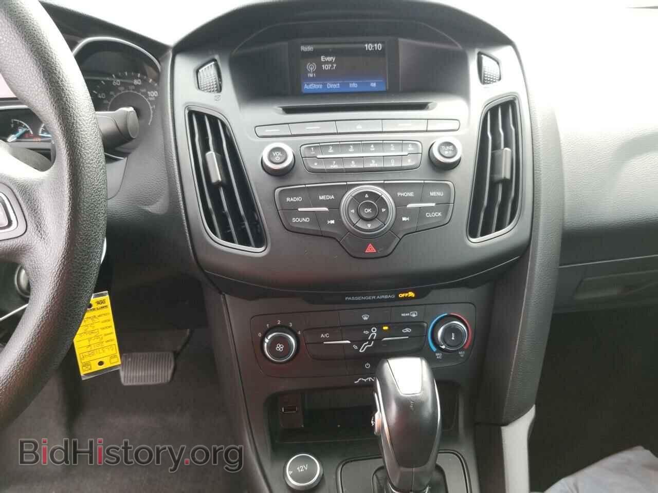 2016 Ford Focus - VIN: 1FADP3F23GL371384 - Фото 4