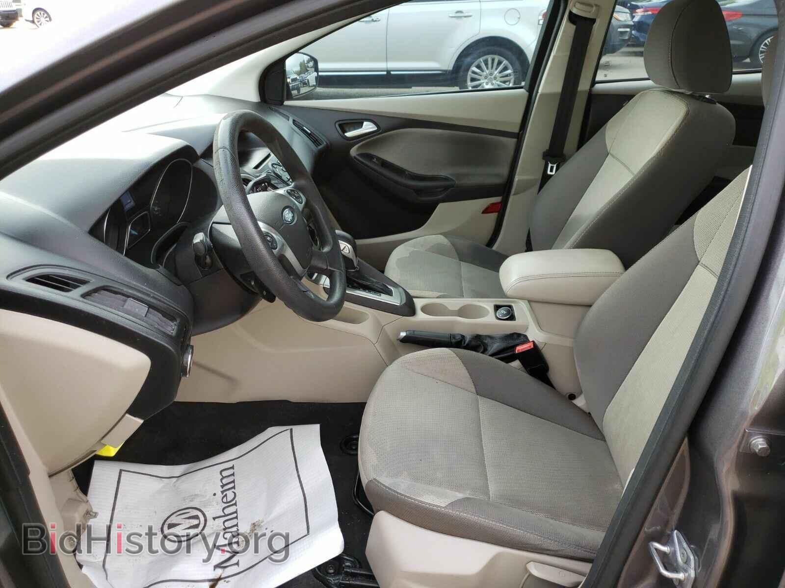 2014 Ford Focus - VIN: 1FADP3F23EL236189 - Photo 3