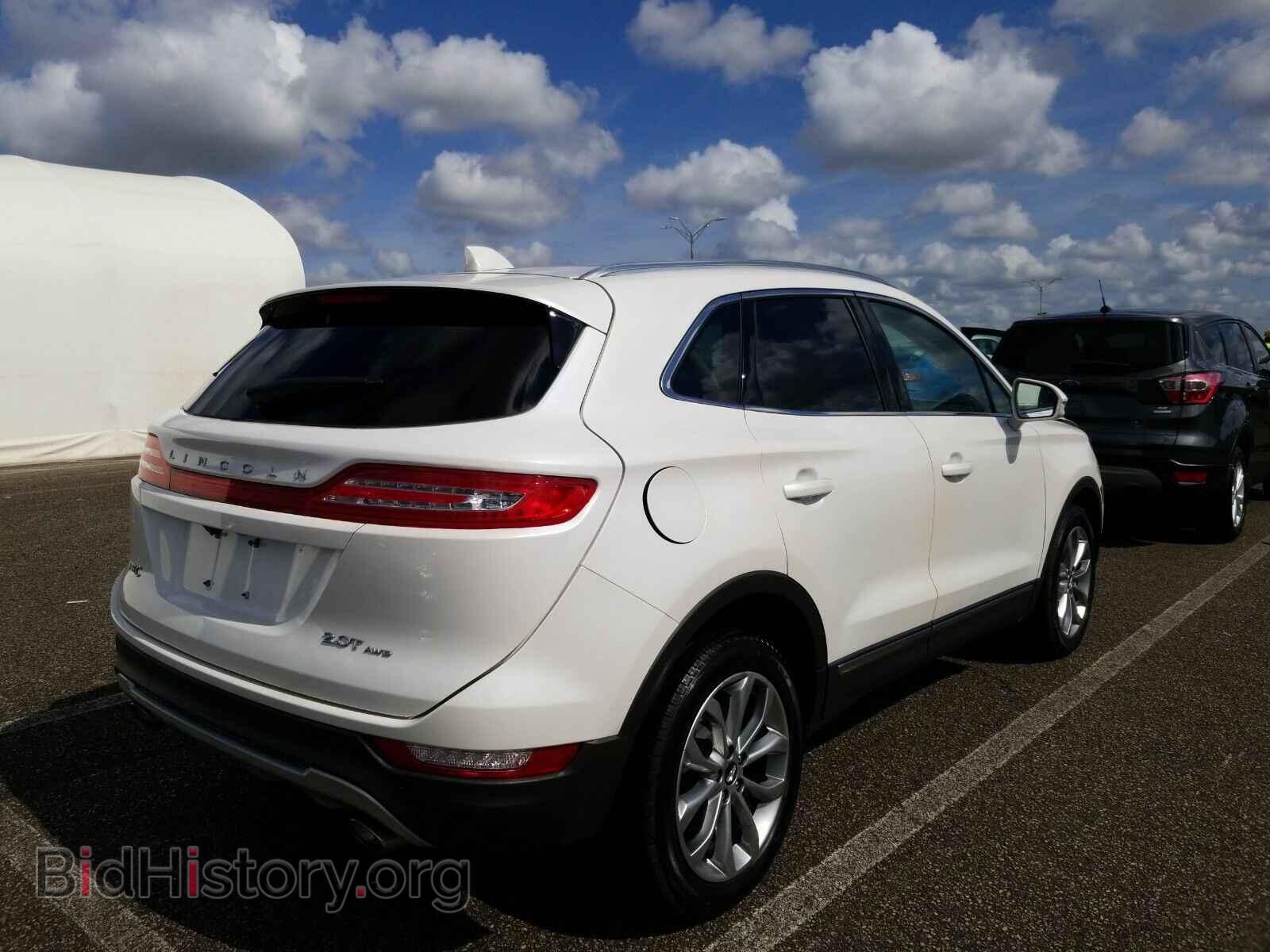 2017 Lincoln MKC - VIN: 5LMCJ2D97HUL68350 - Фото 2
