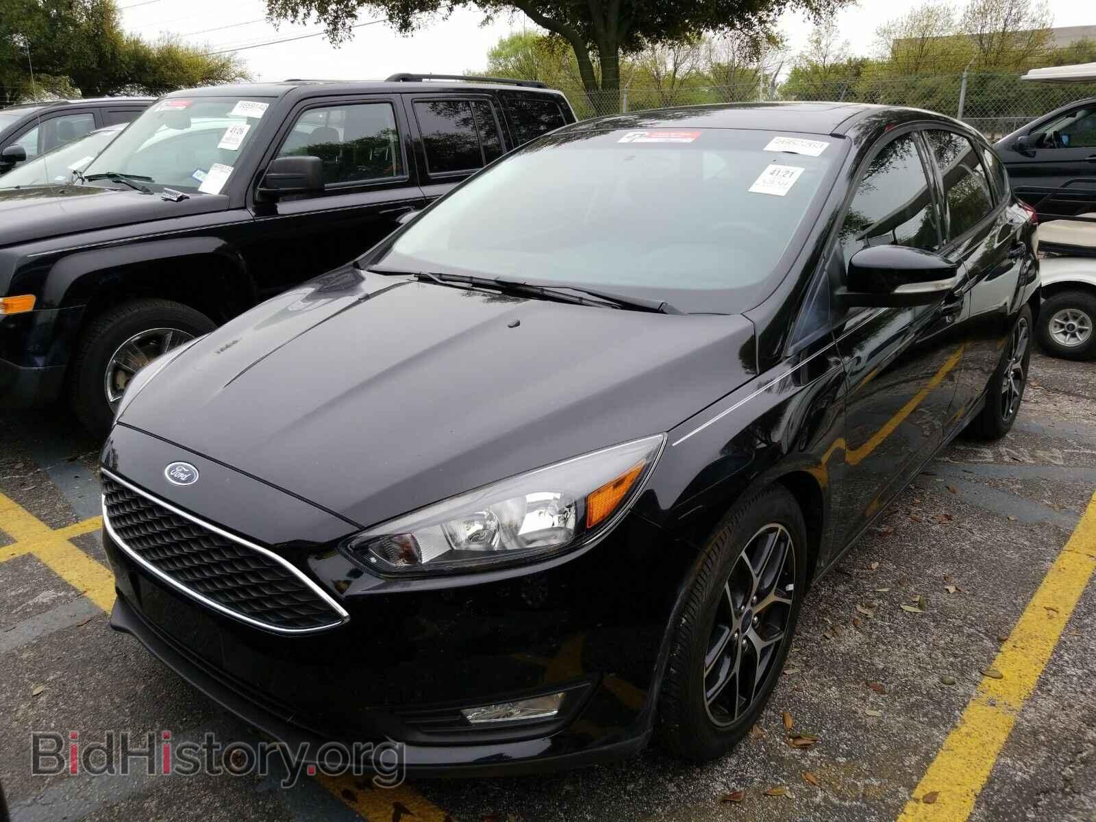 Фотография 1FADP3M28HL341429 - Ford Focus 2017
