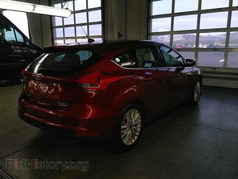 2016 Ford Focus - VIN: 1FADP3N24GL290542 - Фото 2