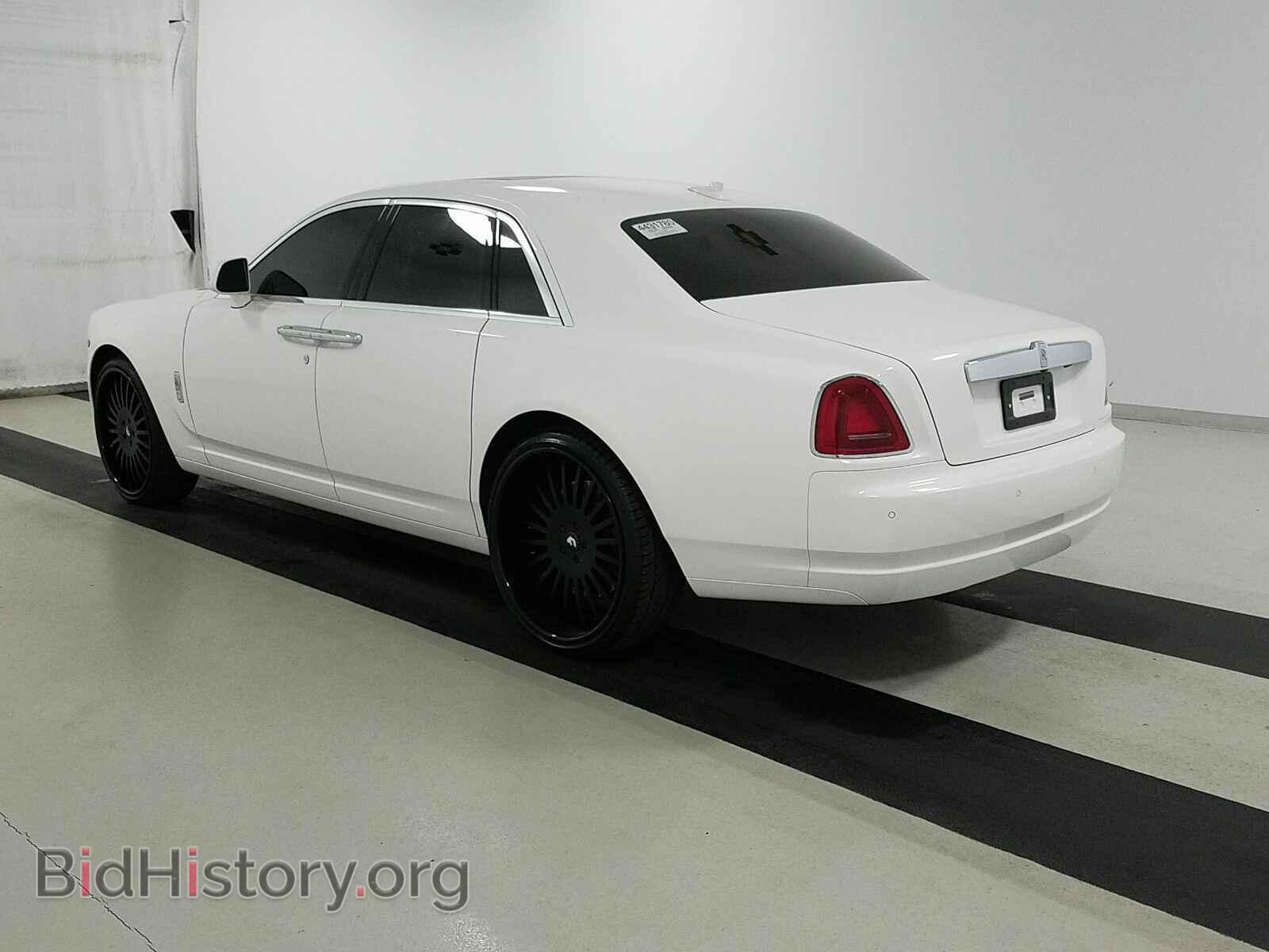 2012 Rolls-Royce Ghost - VIN: SCA664S59CUX50722 - Photo 6